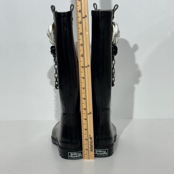 Dirty Laundry Rhane Black & White Flower Chain Rubber Pull On Rain Boots Size 6 - Picture 2 of 14